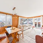 Apartment Center Of ! 2 With Balcony *