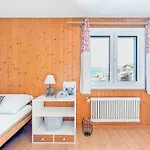 Center Of ! 2 With Balcony Apartment *