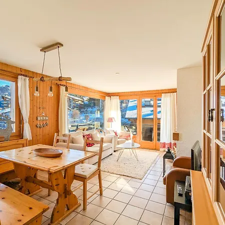 Apartment Center Of ! 2 With Balcony