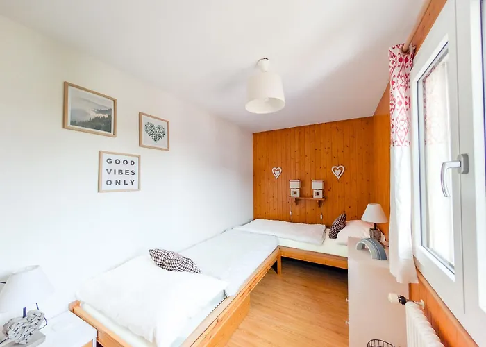 아파트 Center Of ! 2 With Balcony *