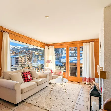 Center Of ! 3 With Balcony Apartment