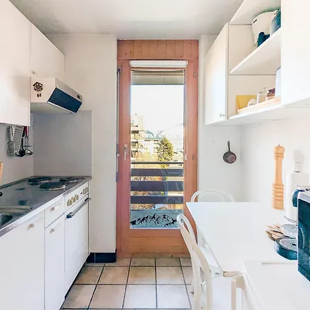 Center Of ! 3 With Balcony Apartment
