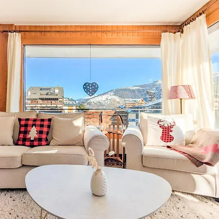Apartment Center Of ! 3 With Balcony *