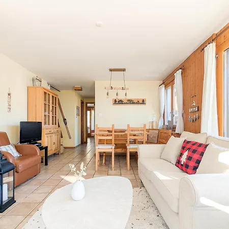 Apartment Center Of ! 3 With Balcony *