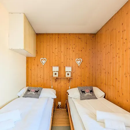 Center Of ! 2 With Balcony